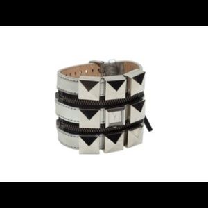 Karl Lagerfeld
Silver Pyramid Stud Multiband zippered Watch set with box